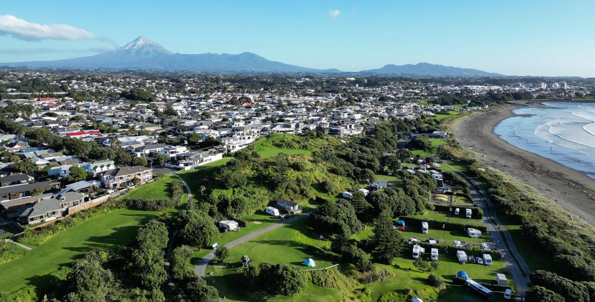 Fitzroy Beach Holiday Park New Plymouth Exterior photo
