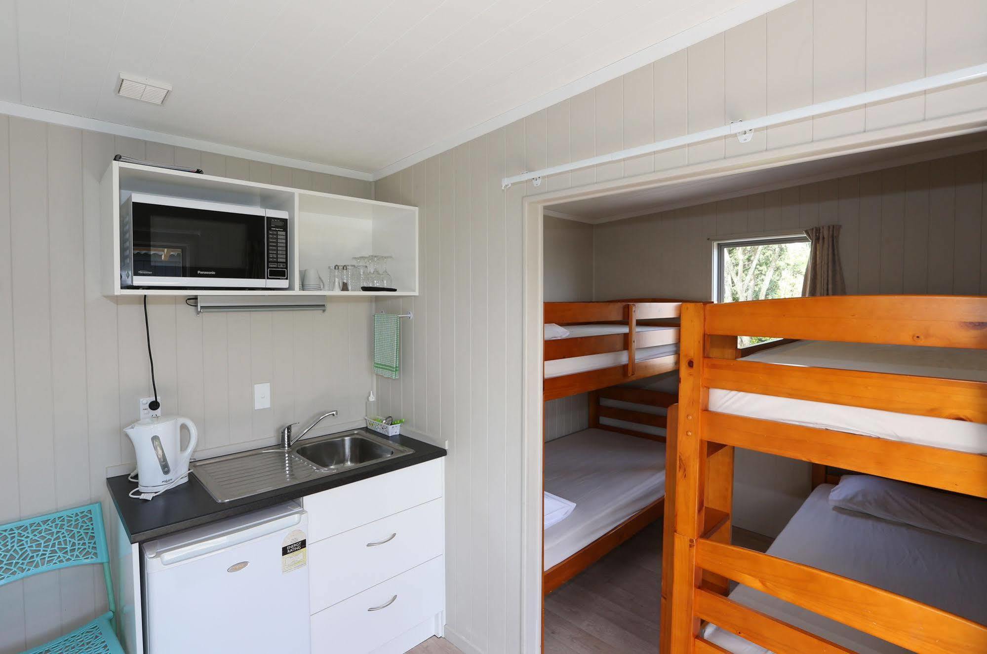 Fitzroy Beach Holiday Park New Plymouth Exterior photo